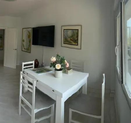 Edificio El Mirador -situado En Playa Del Puntal Primera Linea Playa * 比利亚维西奥萨