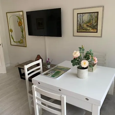 Edificio El Mirador -situado En Playa Del Puntal Primera Linea Playa